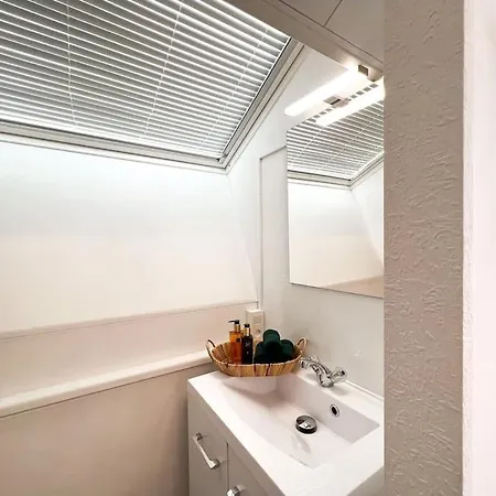 Clementine ティユー